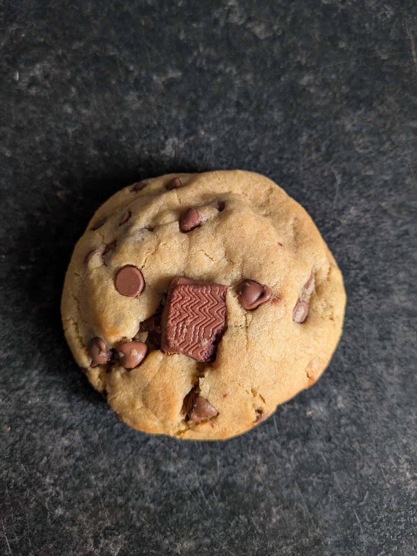 TWIX COOKIE:

"Twix cookie with caramel and chocolate chips"
"Handmade gooey Twix cookie
